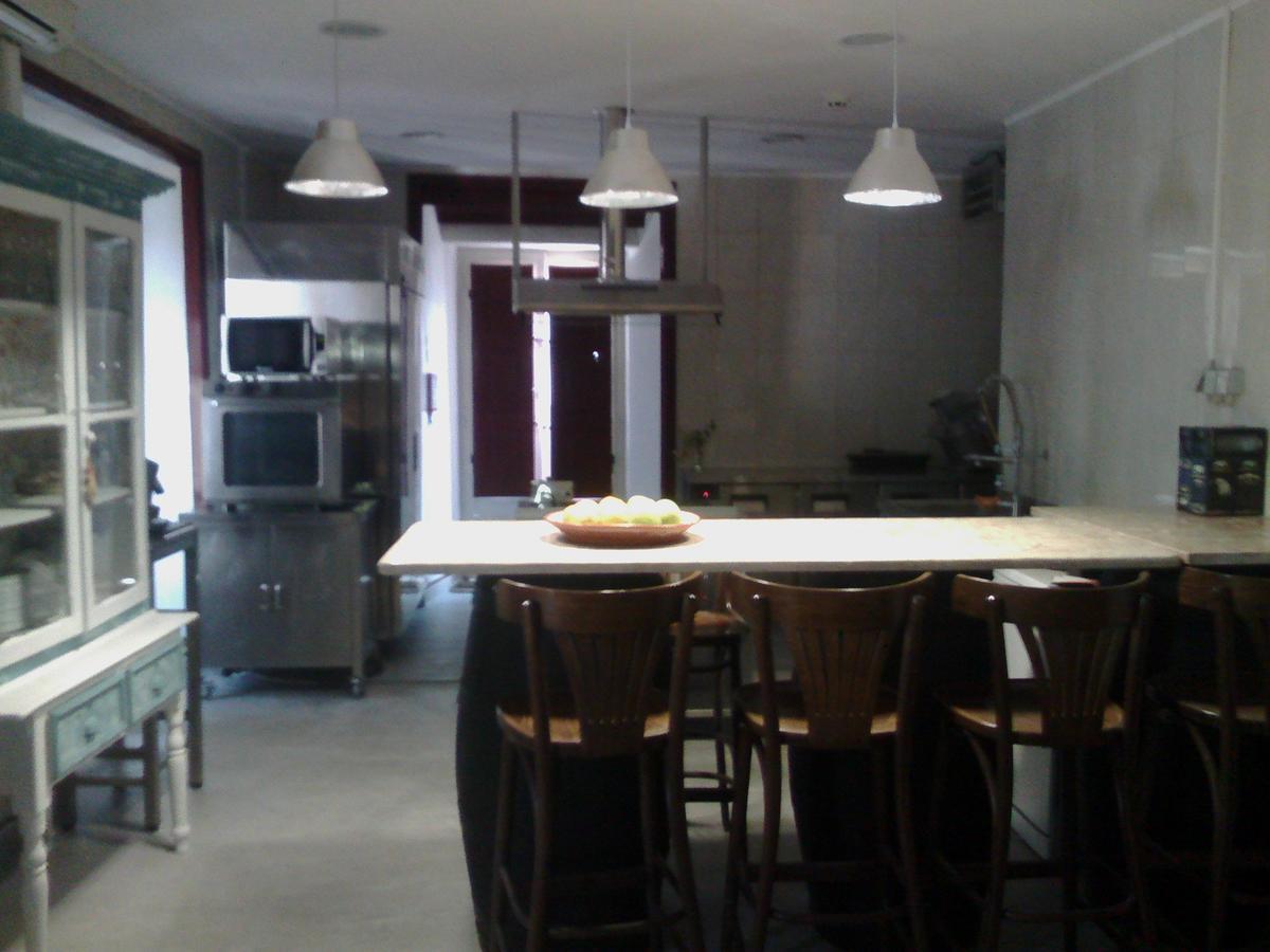 Good Mood Hostel Эвора Экстерьер фото
